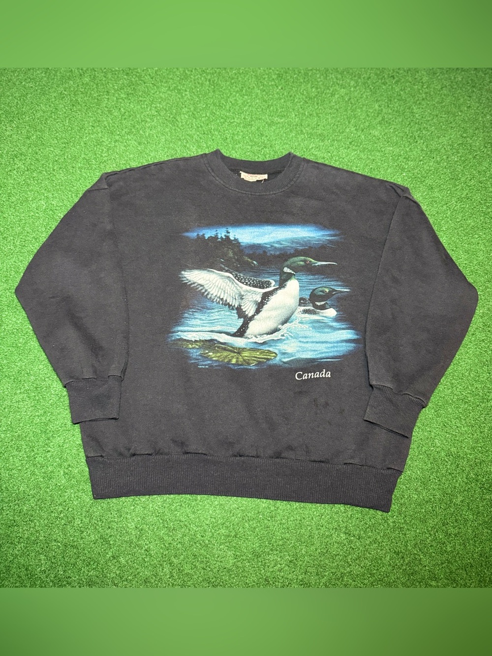 Canada Mallard Duck Sweatshirt L/XL Vintage 90s Animal Print Black Crewneck